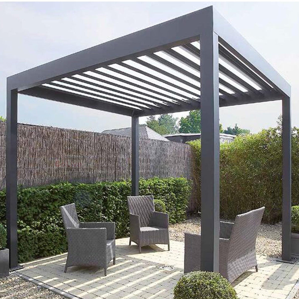 Smart aluminum pergola